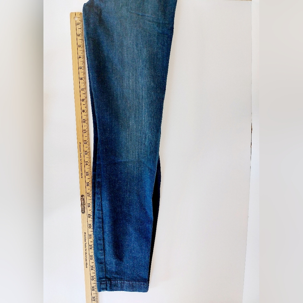 NWT‎ Denim Runway Legging Size 8S White House Black Market style #570314115 - Picture 9 of 11